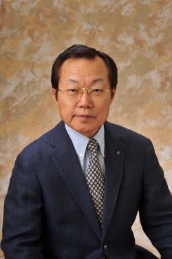 池山　英一校長